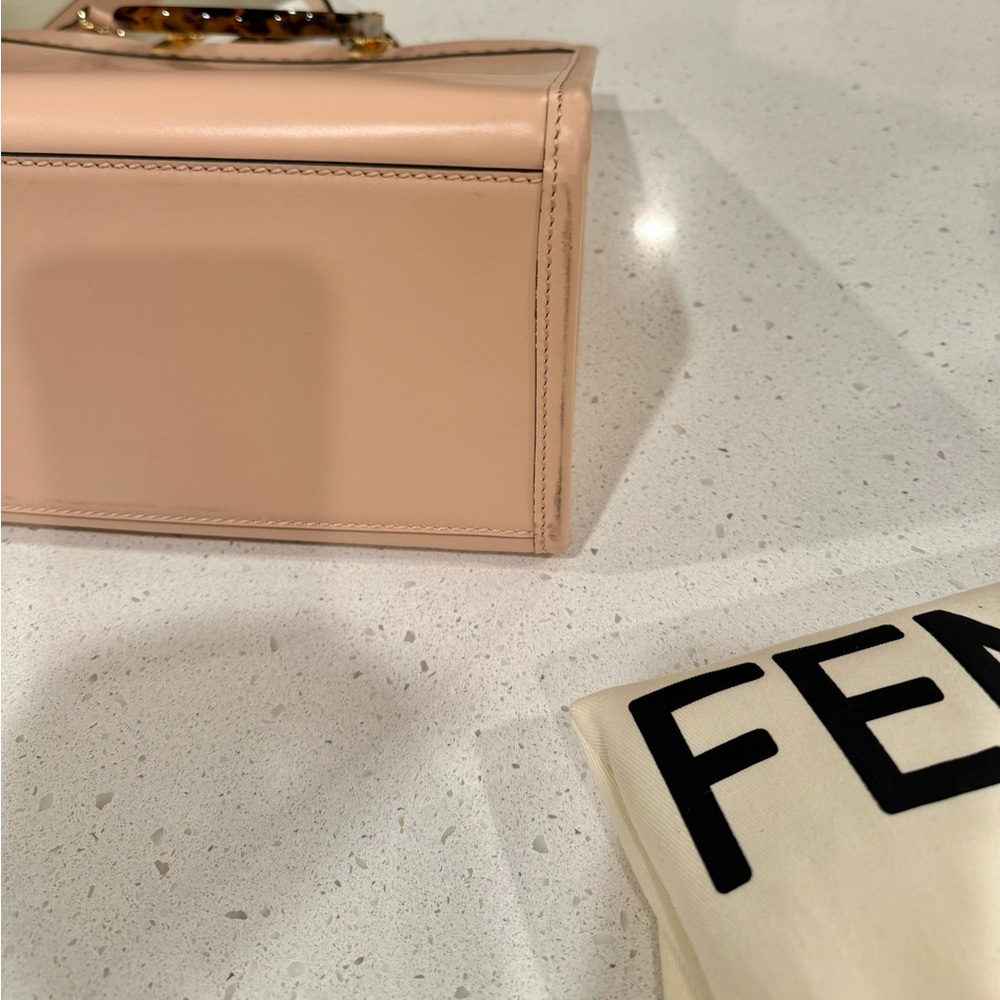 Fendi Pink Tote Bag with Tortoiseshell Effect Handles - Picture 13 of 14